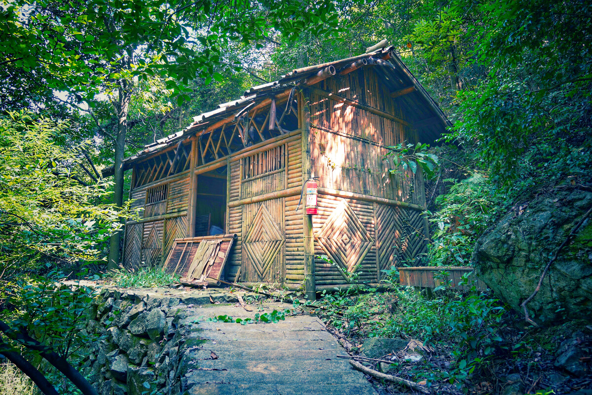 林中小屋